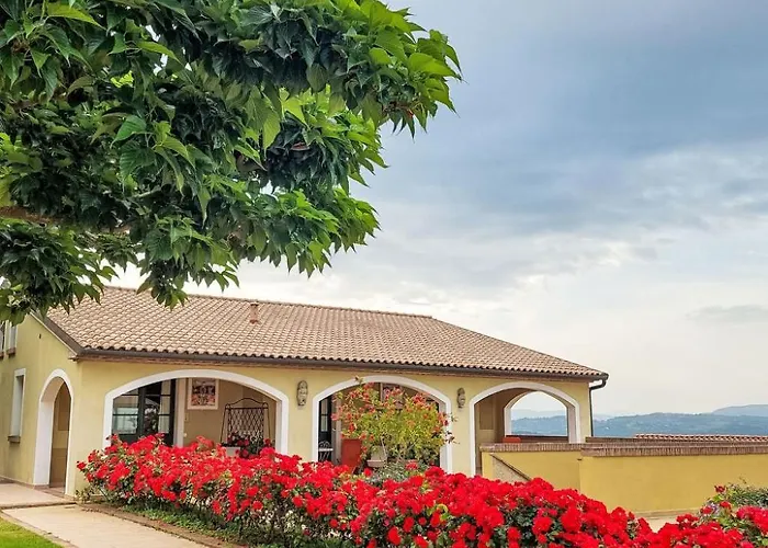 Le Debbiare-10 By Interhome