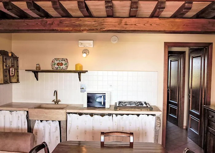 Le Debbiare-10 By Interhome